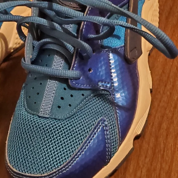 Nike Air Huarache Blue and white - Picture 8 of 13